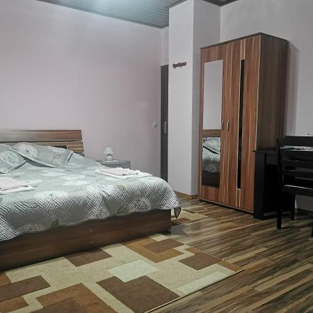 Casa Suzy & Roxy Daire Arpasu de Jos Dış mekan fotoğraf