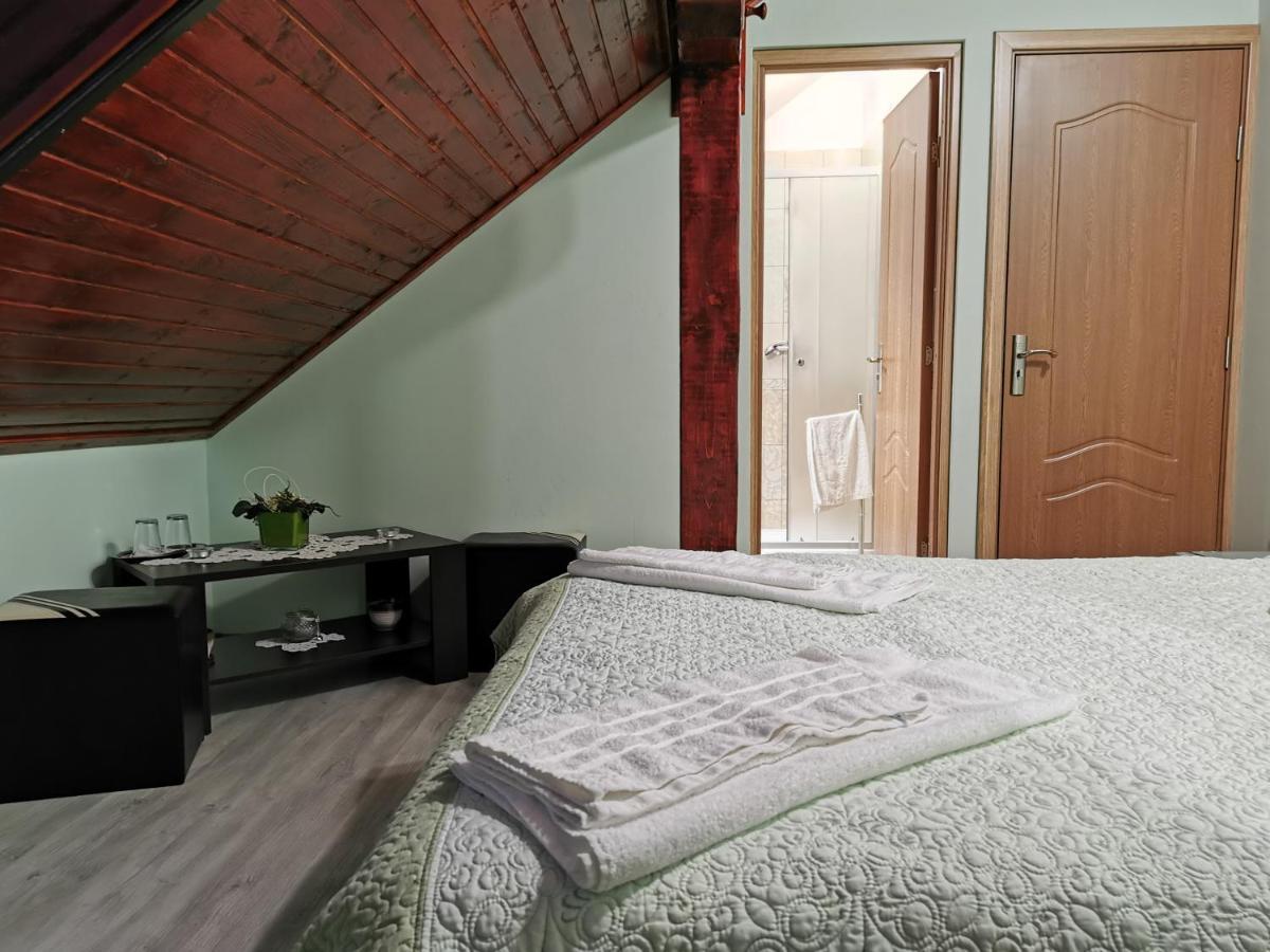 Casa Suzy & Roxy Daire Arpasu de Jos Dış mekan fotoğraf
