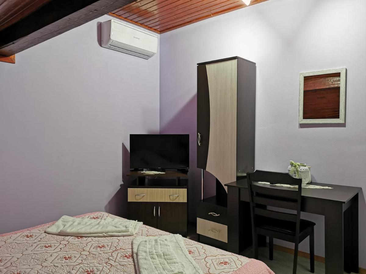 Casa Suzy & Roxy Daire Arpasu de Jos Dış mekan fotoğraf